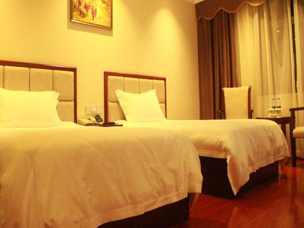Greentree Inn Guangzhou Panyu Chimelong Happy World Business Hotel Dış mekan fotoğraf