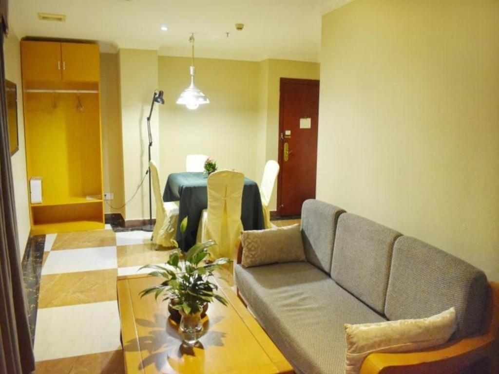 Greentree Inn Guangzhou Panyu Chimelong Happy World Business Hotel Dış mekan fotoğraf