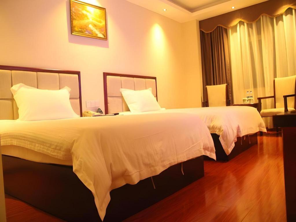 Greentree Inn Guangzhou Panyu Chimelong Happy World Business Hotel Dış mekan fotoğraf