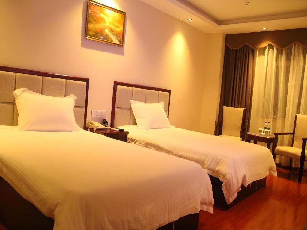 Greentree Inn Guangzhou Panyu Chimelong Happy World Business Hotel Dış mekan fotoğraf
