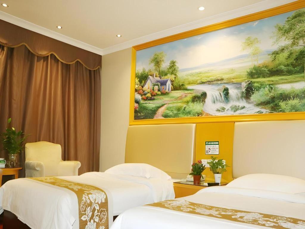 Greentree Inn Guangzhou Panyu Chimelong Happy World Business Hotel Dış mekan fotoğraf