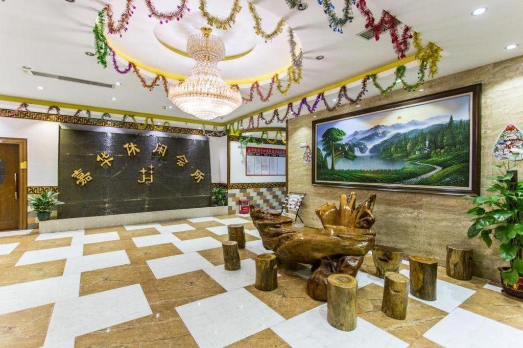 Greentree Inn Guangzhou Panyu Chimelong Happy World Business Hotel Dış mekan fotoğraf