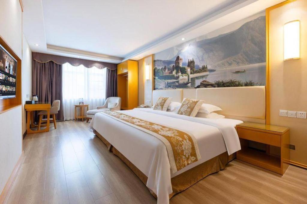 Greentree Inn Guangzhou Panyu Chimelong Happy World Business Hotel Dış mekan fotoğraf