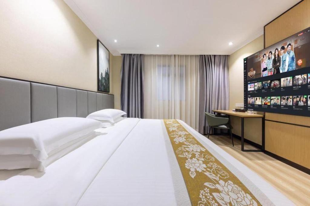 Greentree Inn Guangzhou Panyu Chimelong Happy World Business Hotel Dış mekan fotoğraf
